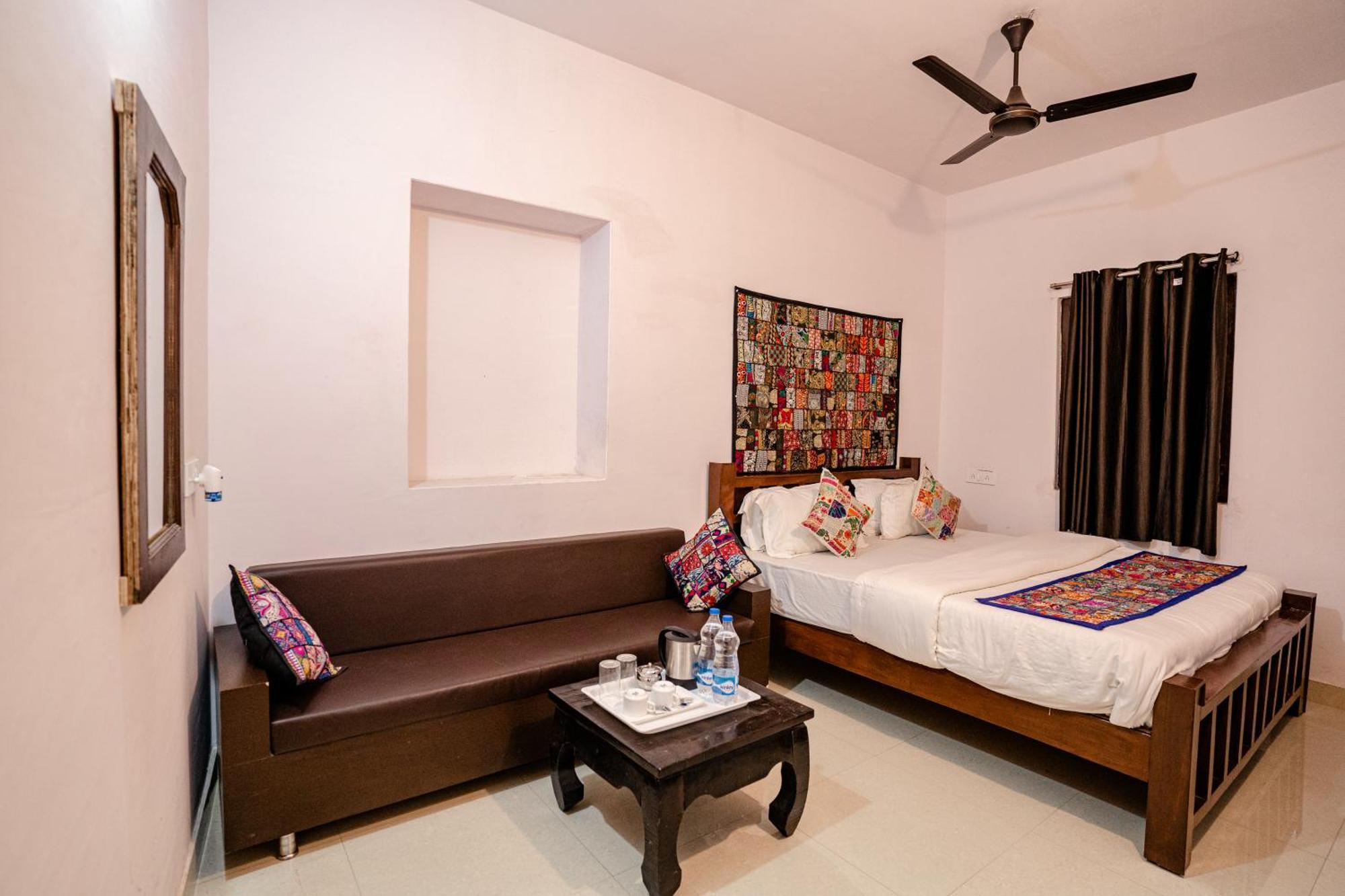 Relax Inn Jaisalmer Buitenkant foto