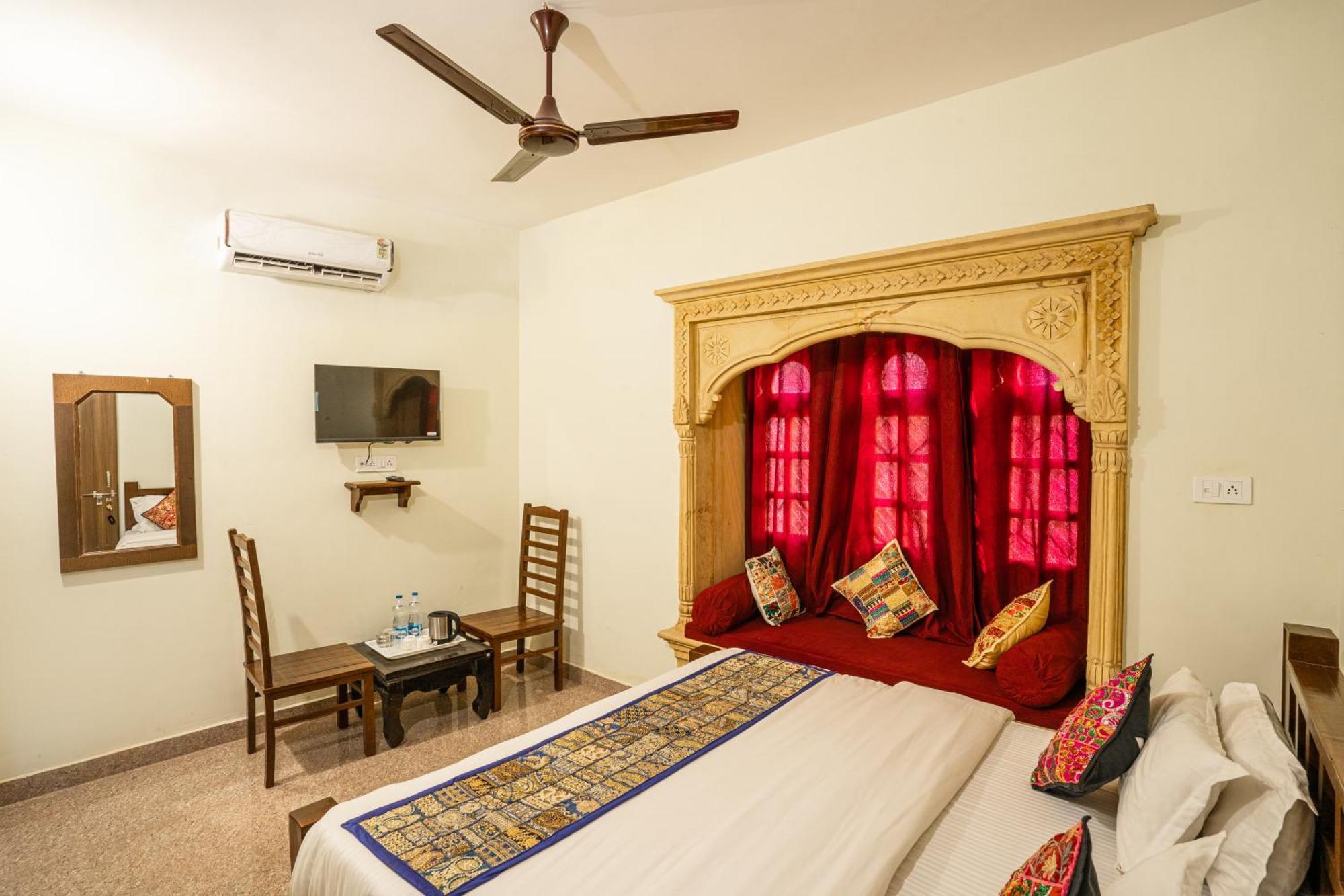 Relax Inn Jaisalmer Buitenkant foto