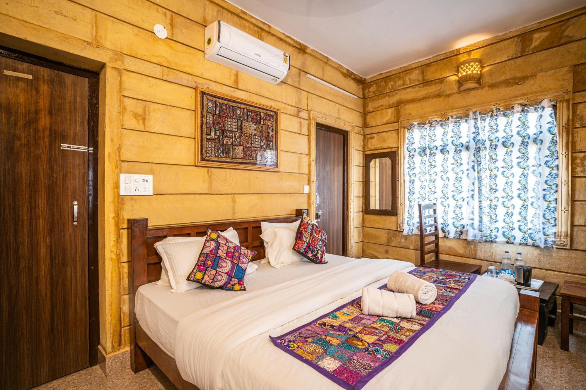 Relax Inn Jaisalmer Buitenkant foto